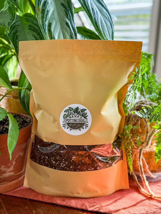 Nana's Signature Potting Soil (5 QT Bag)